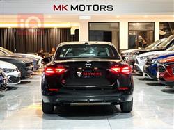 نیسان سێنترا